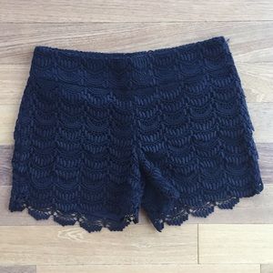 Ann Taylor // Loft — “The Riviera Short”, size 0